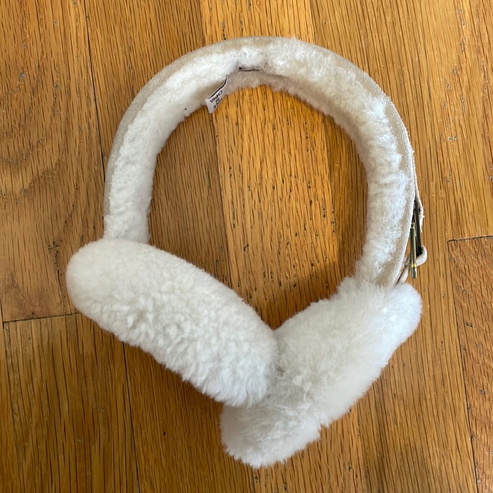 Ugg ear muffs